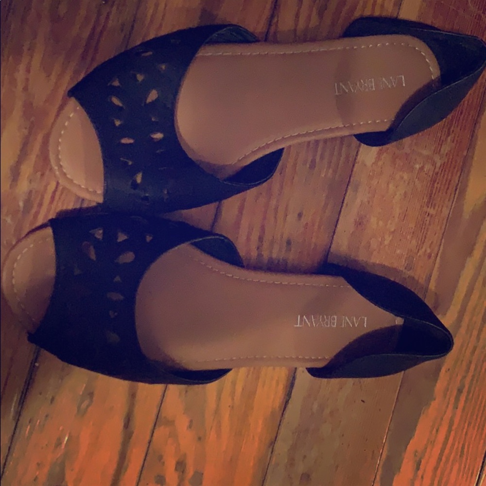 Black sandals